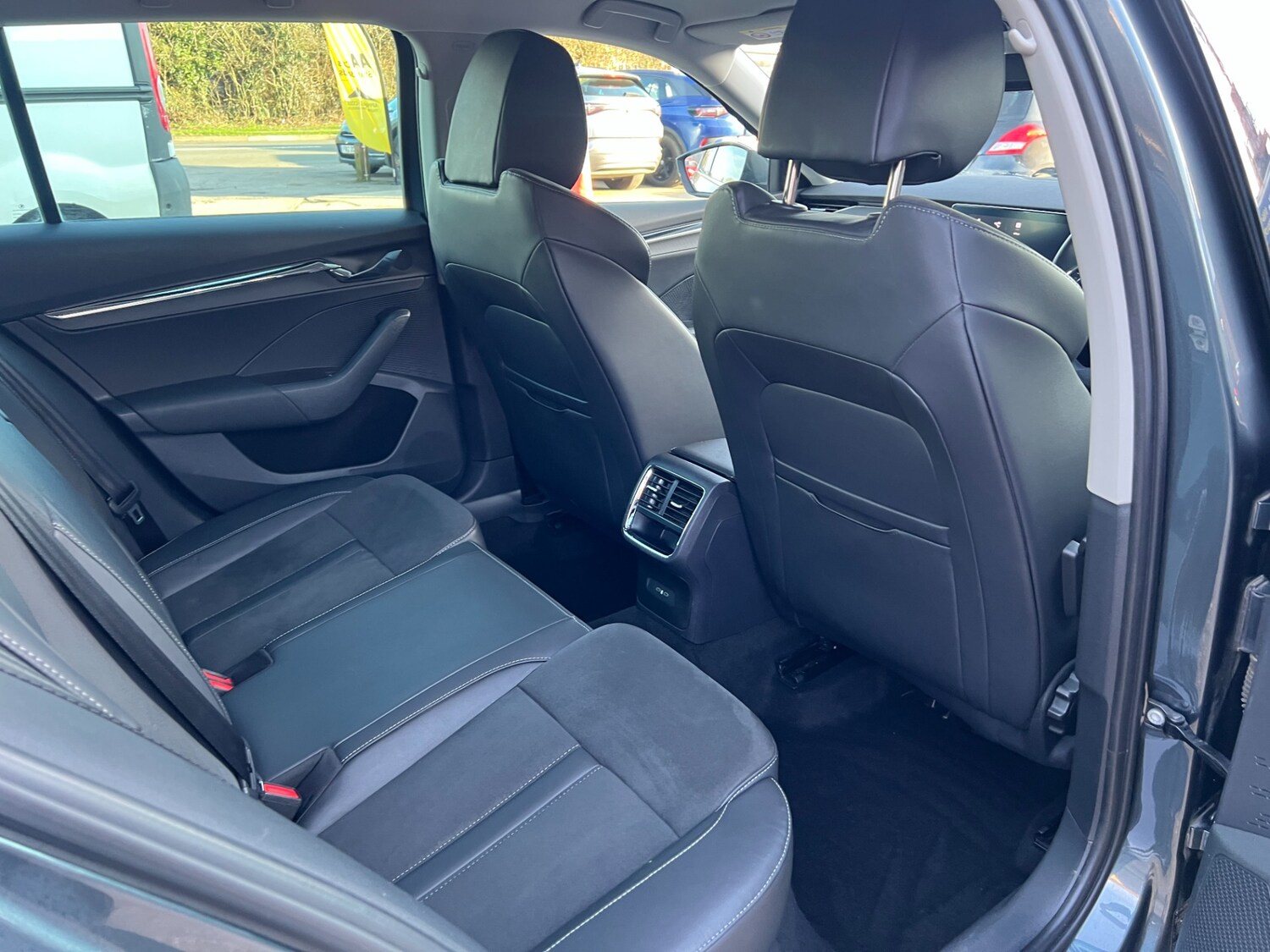 Used Skoda Octavia 2022 for sale - 77691109: Photo 36