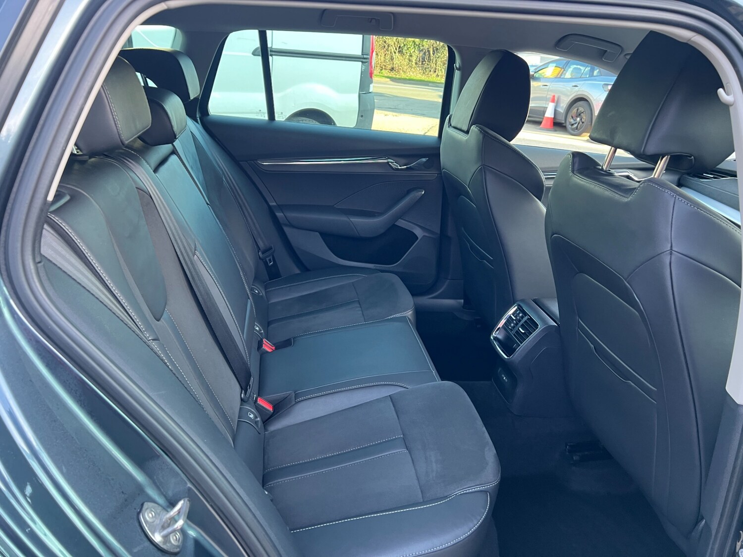 Used Skoda Octavia 2022 for sale - 77691109: Photo 37