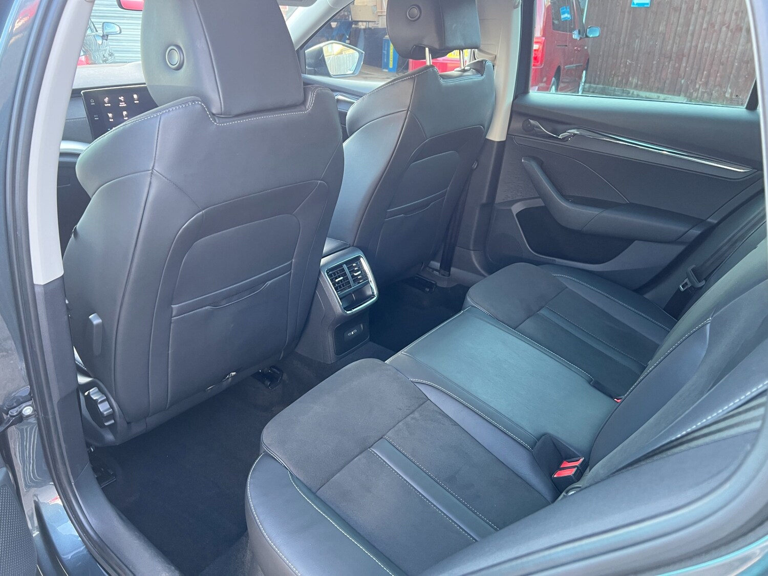 Used Skoda Octavia 2022 for sale - 77691109: Photo 40