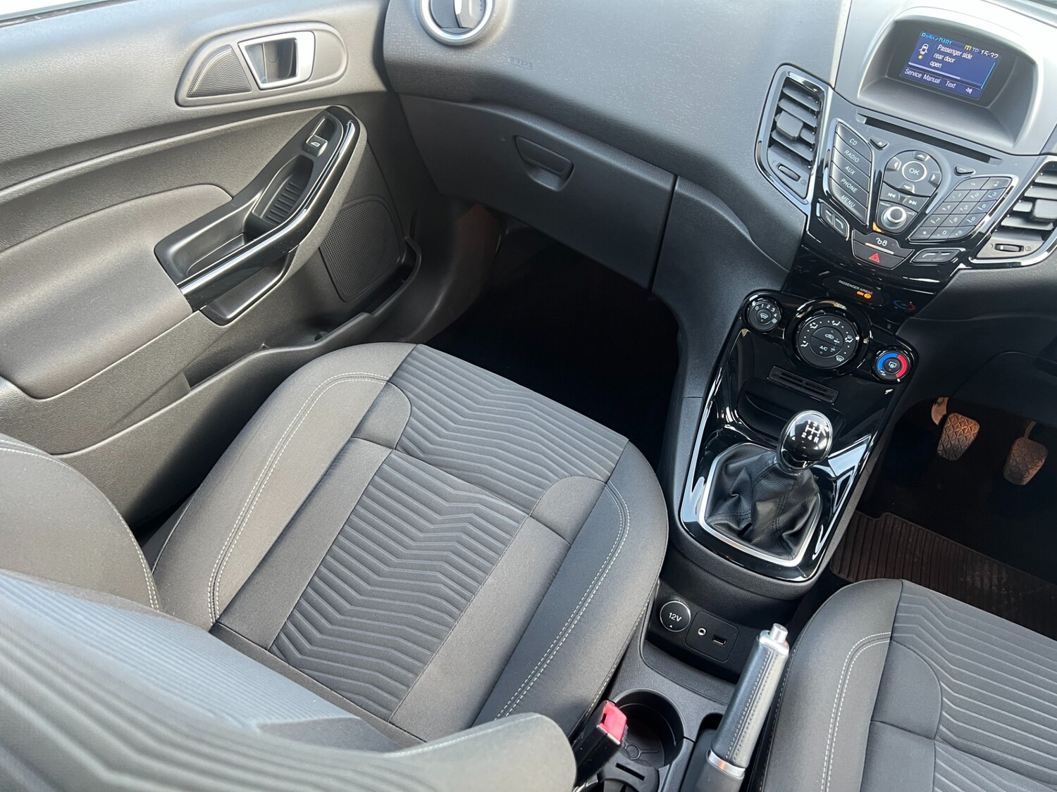 Used Ford Fiesta 2016 for sale - 77676866: Photo 15