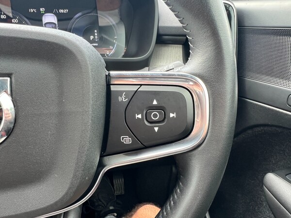 Used Volvo XC40 2021 for sale - 75502015: Photo 25