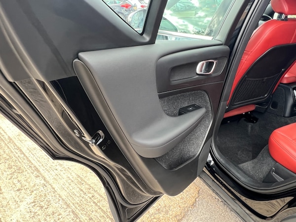 Used Volvo XC40 2021 for sale - 75502015: Photo 42
