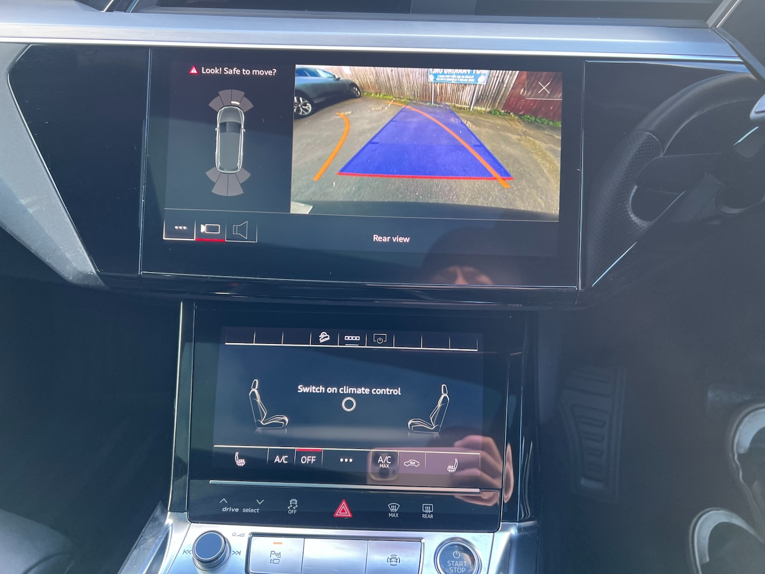 Used Audi e-tron 2021 for sale - 77235641: Photo 18