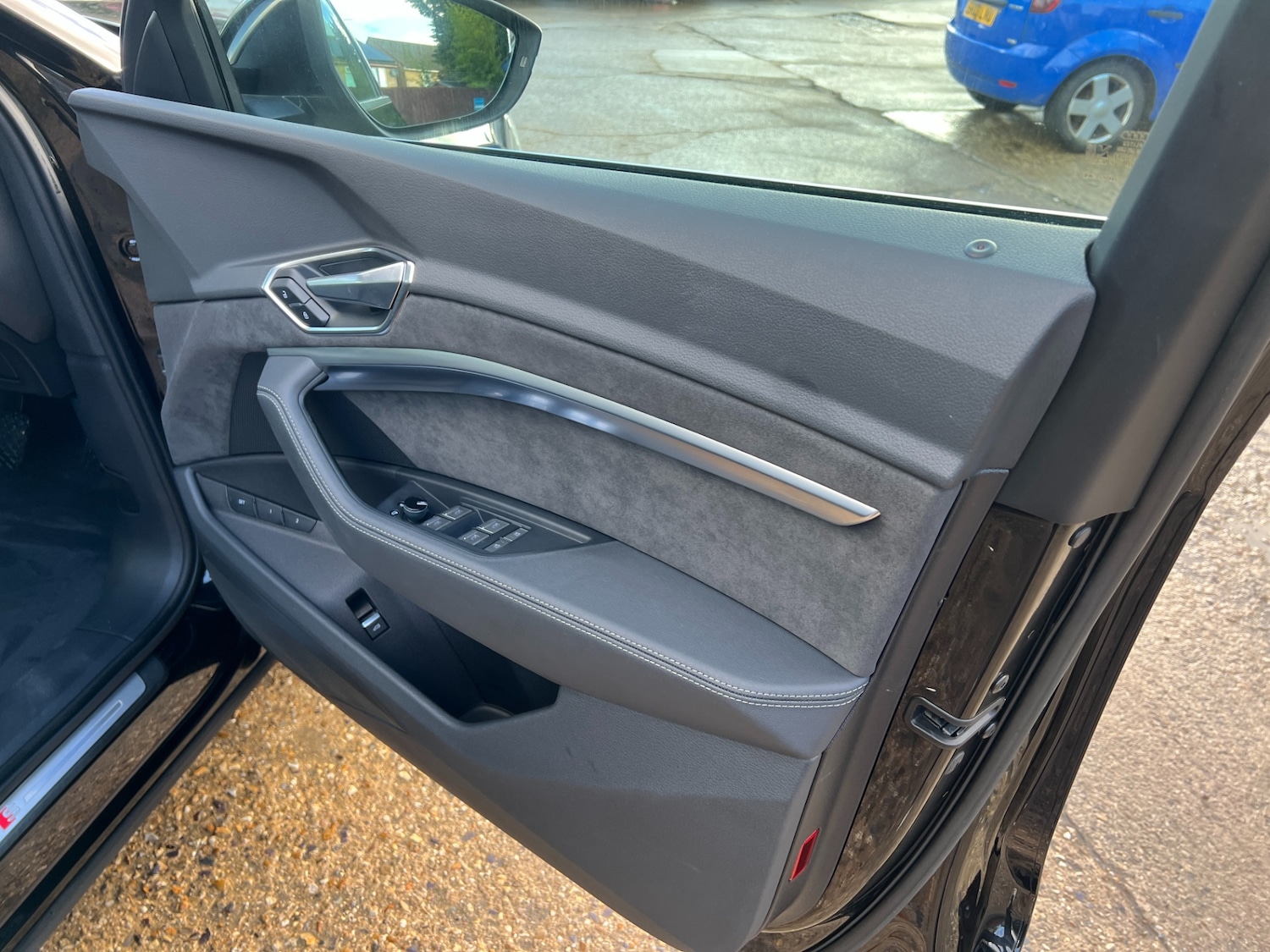 Used Audi e-tron 2021 for sale - 77235641: Photo 29