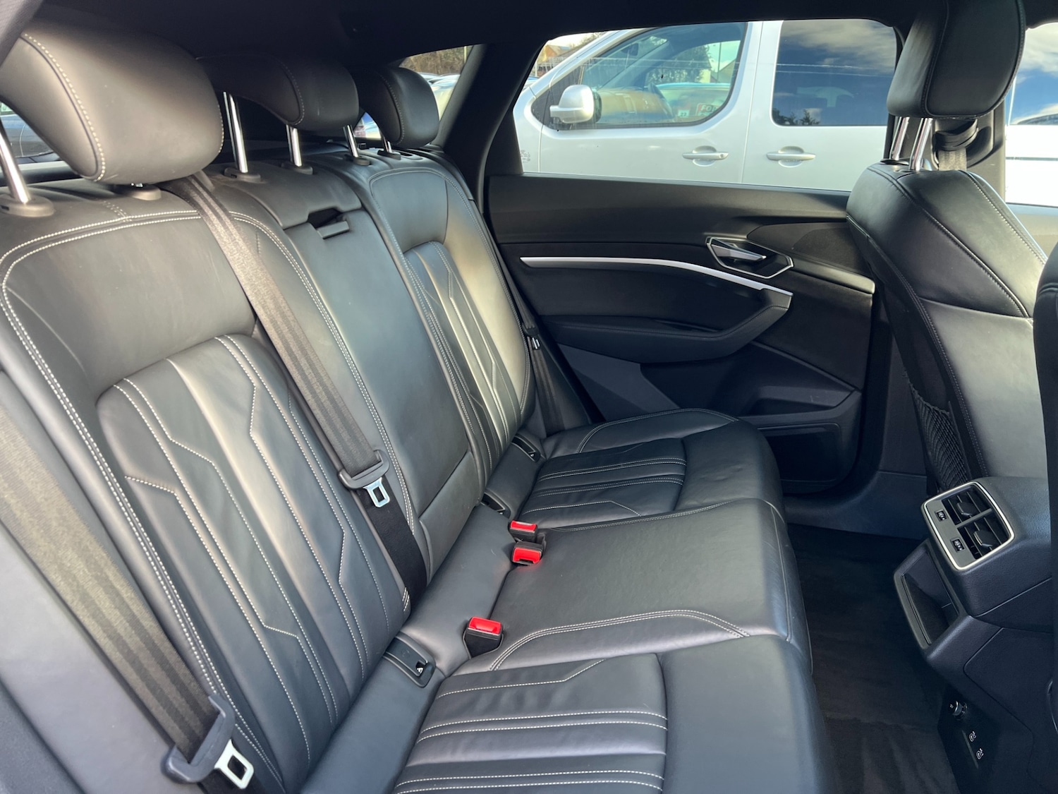 Used Audi e-tron 2021 for sale - 77235641: Photo 34