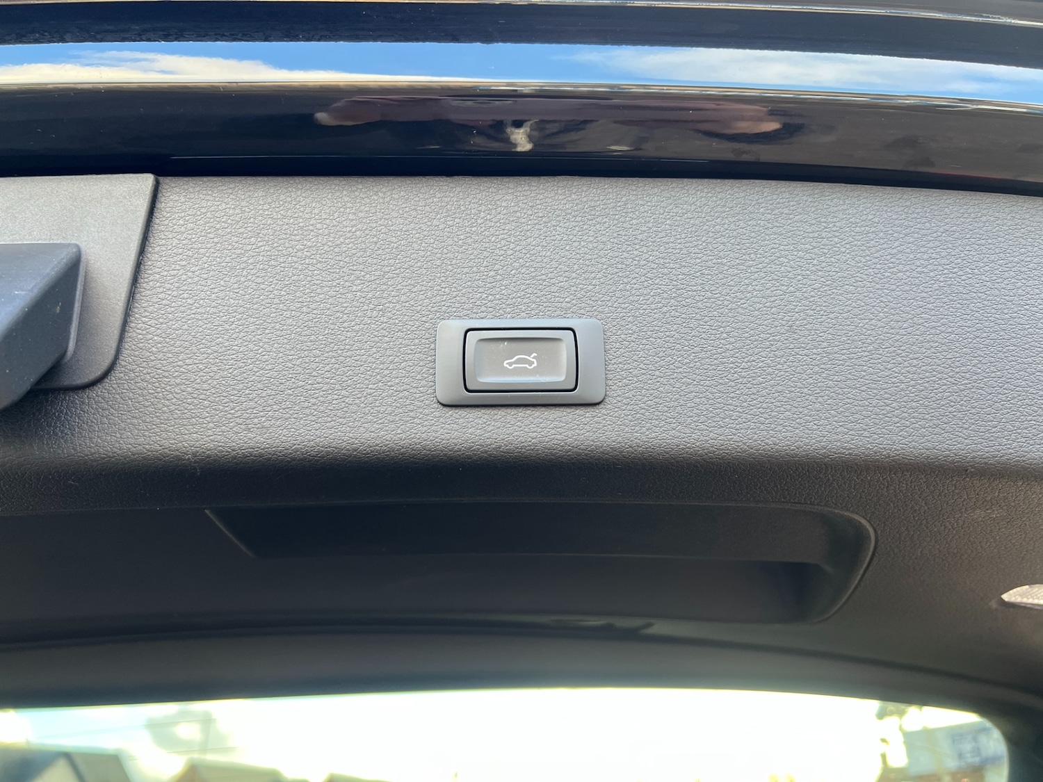 Used Audi e-tron 2021 for sale - 77235641: Photo 42