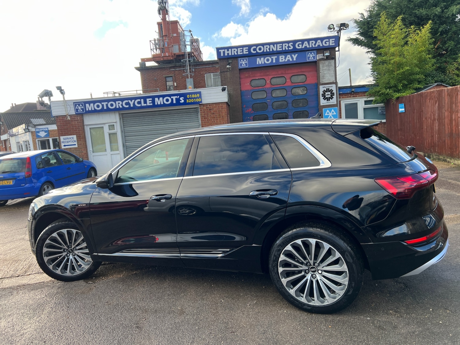 Used Audi e-tron 2021 for sale - 77235641: Photo 6