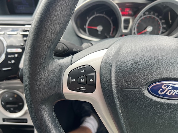 Used Ford Fiesta 2012 for sale - 75205235: Photo 27