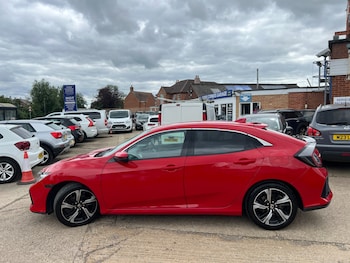 Used Honda Civic 2018 for sale - 79082221: Photo