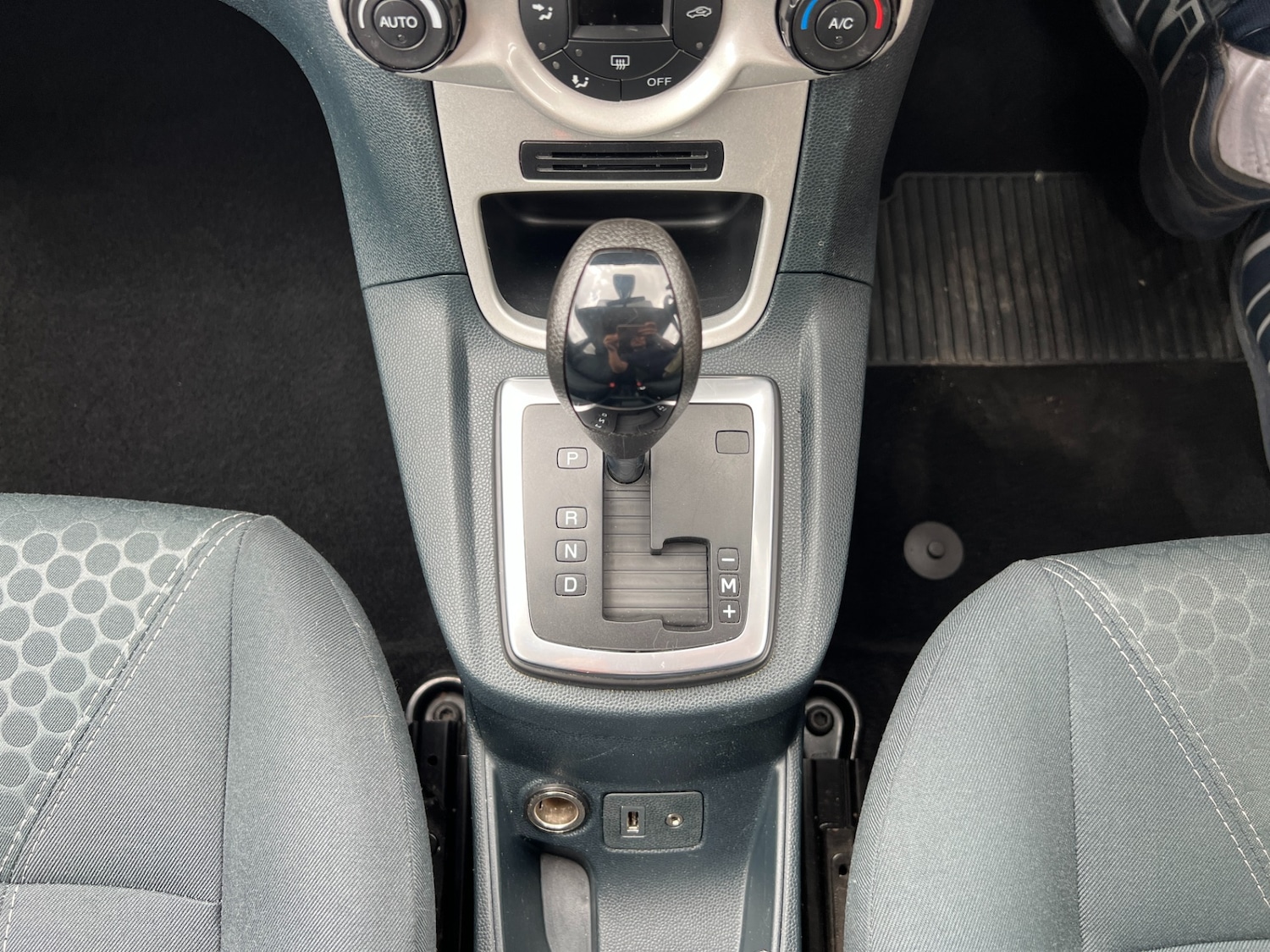 Used Ford Fiesta 2012 for sale - 76379283: Photo 20