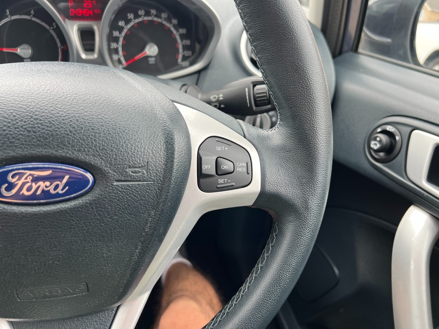 Used Ford Fiesta 2012 for sale - 76379283: Photo 24