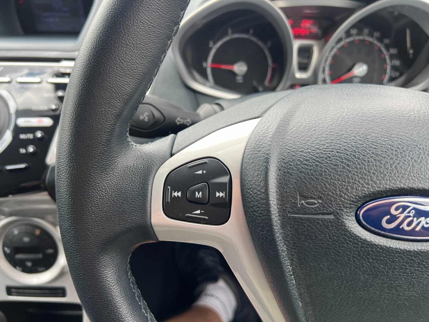 Used Ford Fiesta 2012 for sale - 76379283: Photo 27