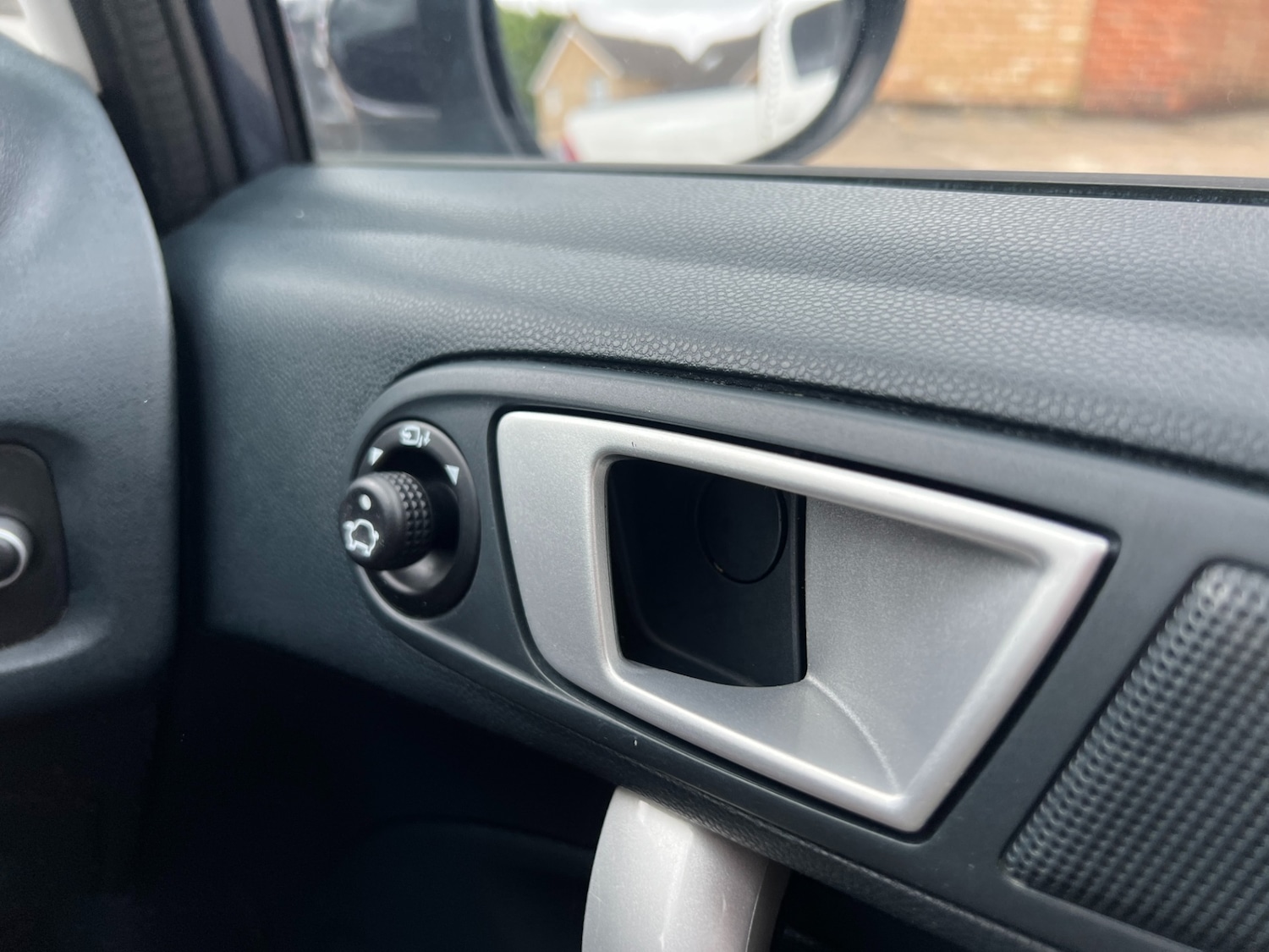 Used Ford Fiesta 2012 for sale - 76379283: Photo 29