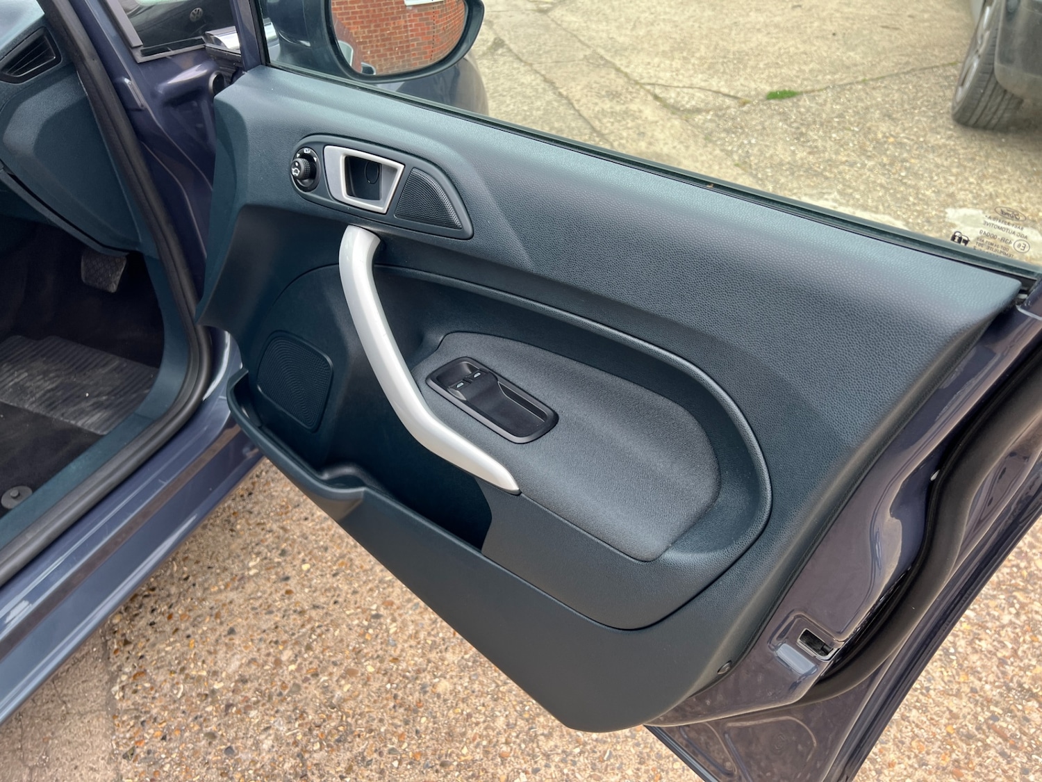 Used Ford Fiesta 2012 for sale - 76379283: Photo 34