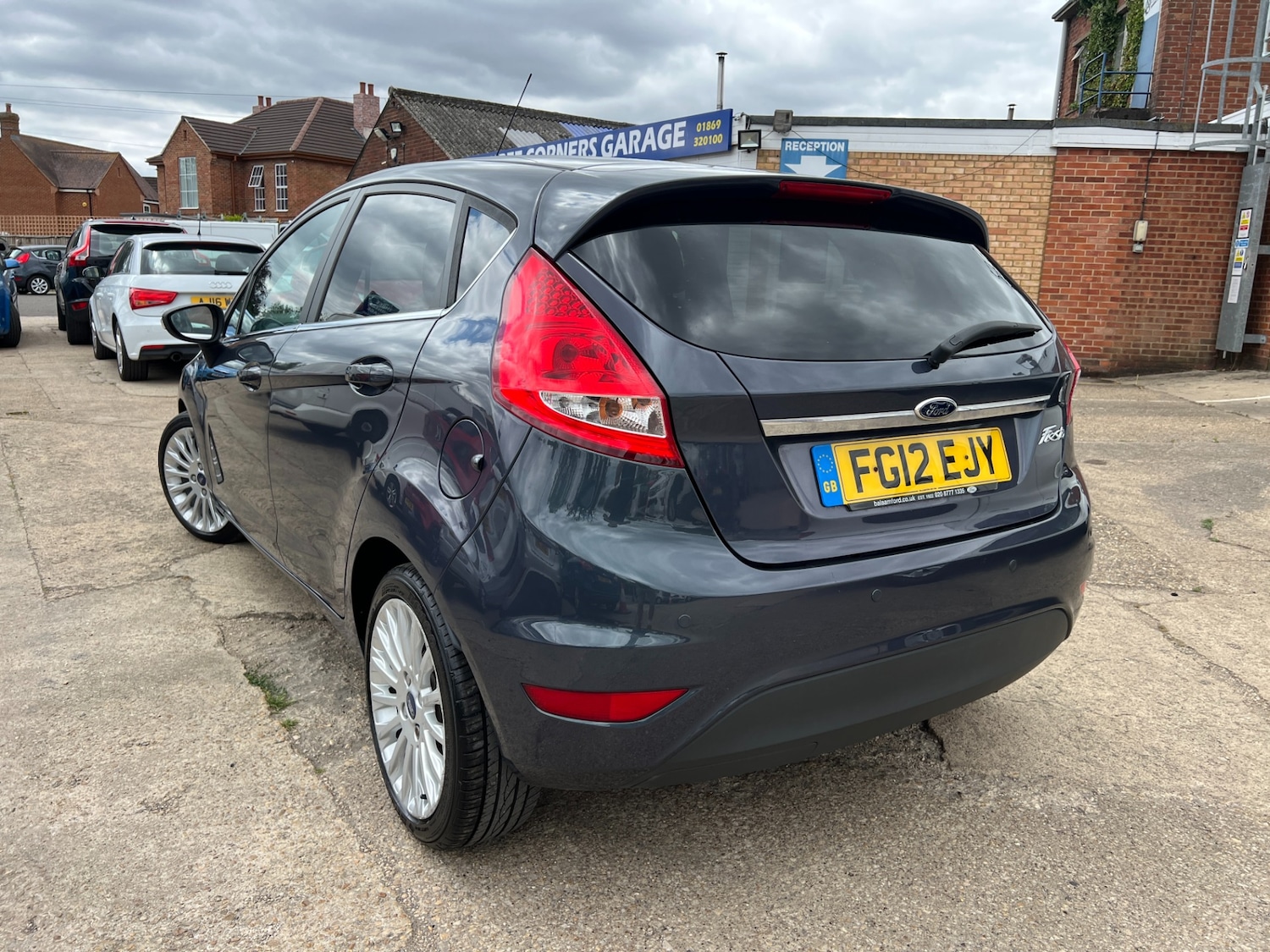 Used Ford Fiesta 2012 for sale - 76379283: Photo 7