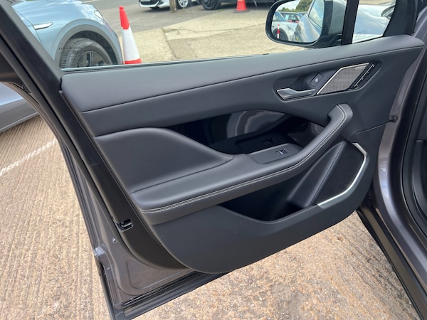 Used Jaguar I-Pace 2021 for sale - 76195876: Photo 14