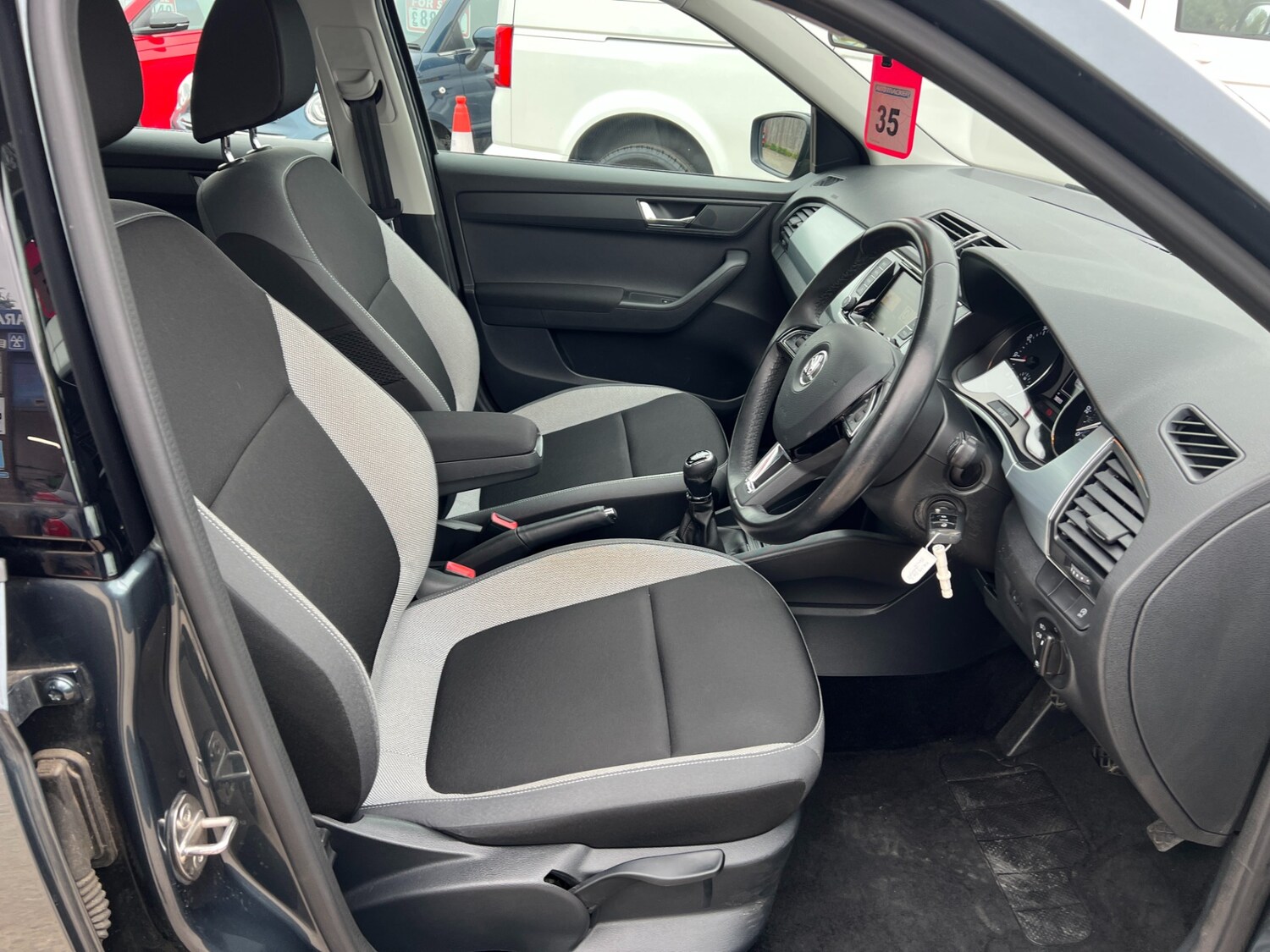 Used Skoda Fabia 2015 for sale - 78209900: Photo 32