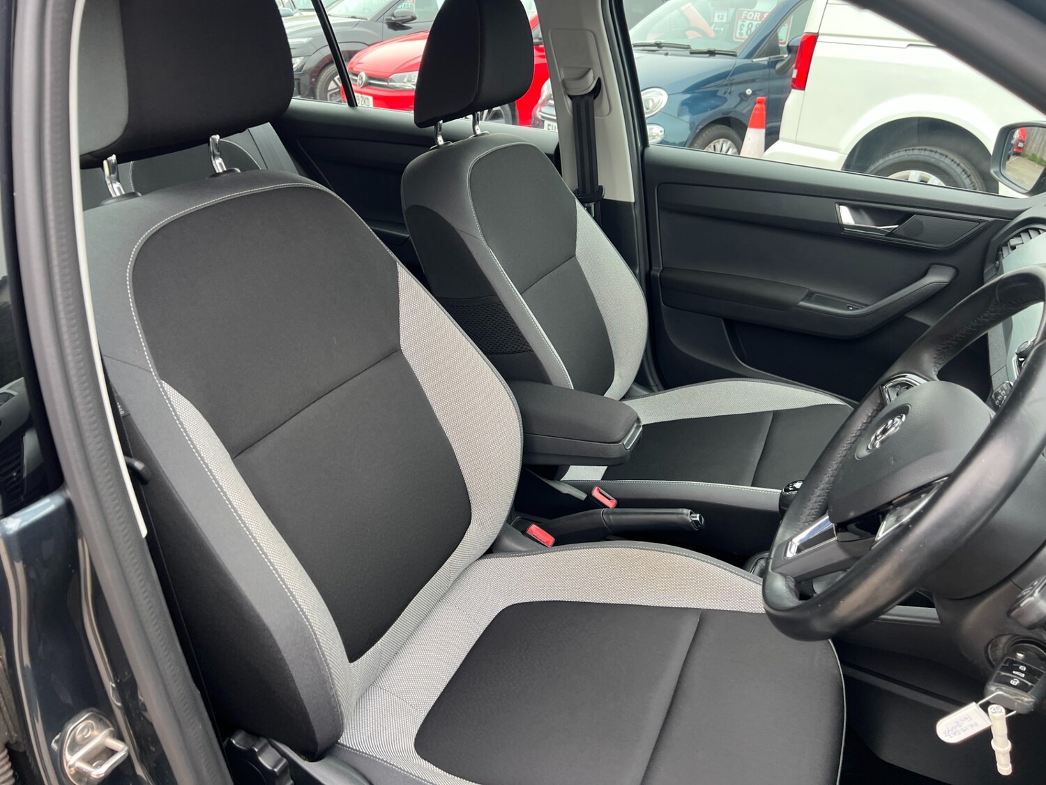 Used Skoda Fabia 2015 for sale - 78209900: Photo 33