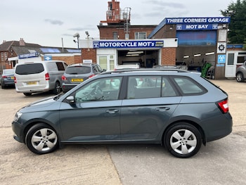 Used Skoda Fabia 2015 for sale - 78209900: Photo