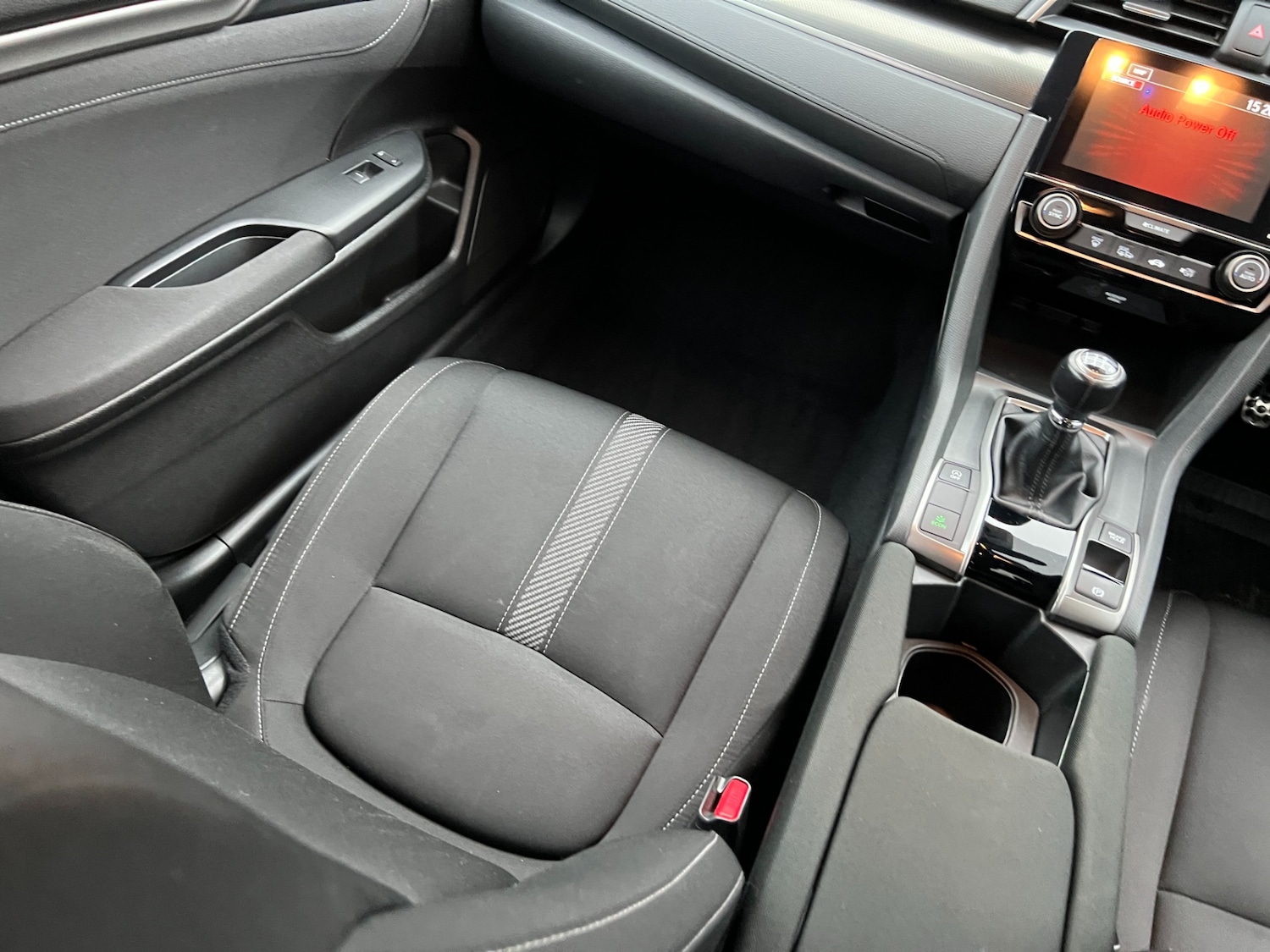 Used Honda Civic 2017 for sale - 77207117: Photo 16