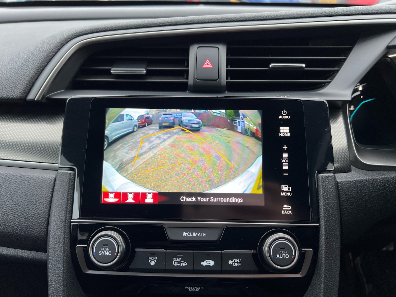 Used Honda Civic 2017 for sale - 77207117: Photo 18