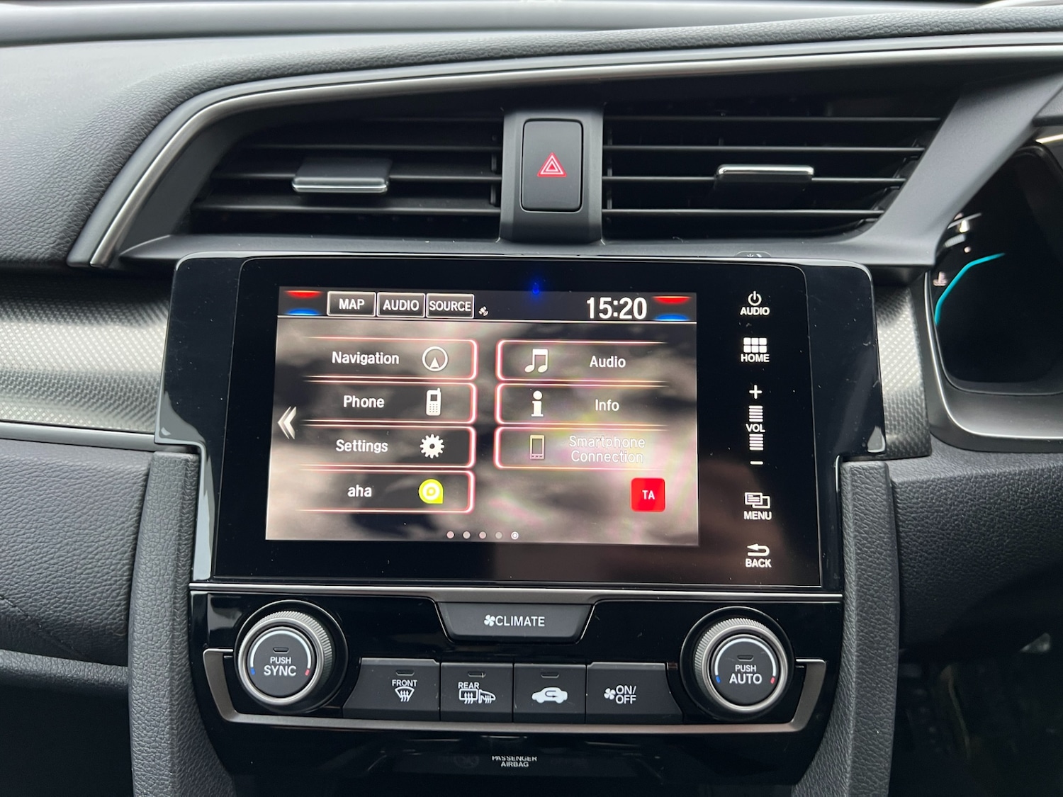 Used Honda Civic 2017 for sale - 77207117: Photo 19