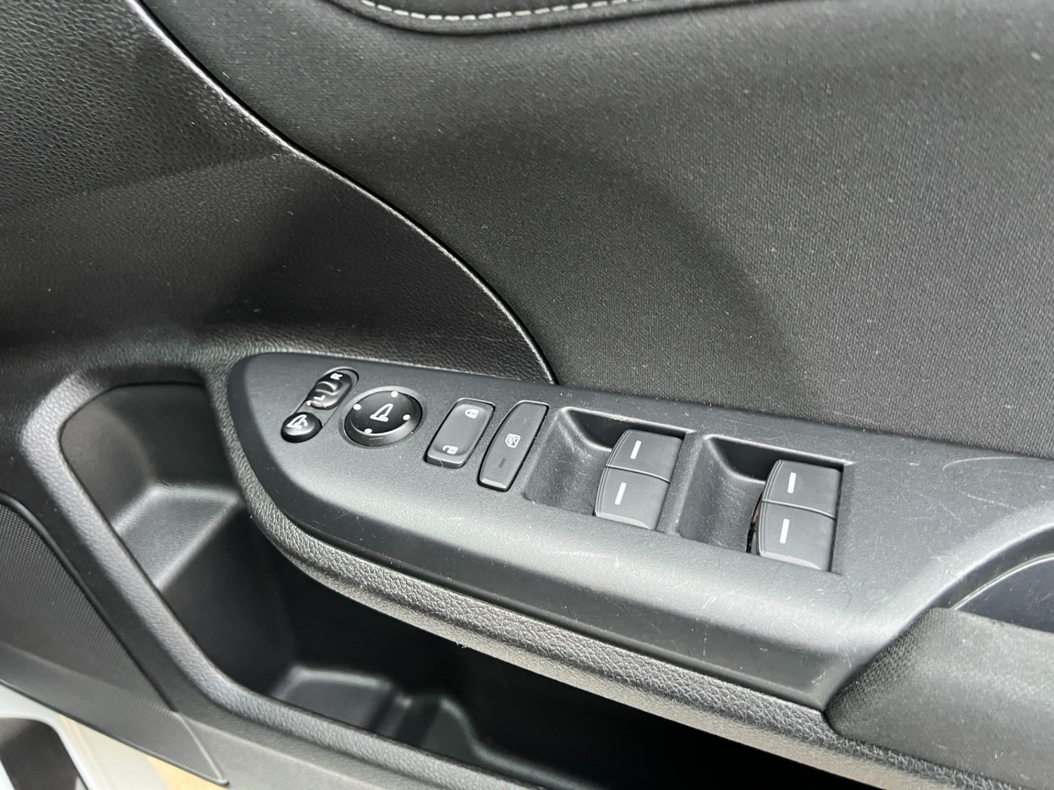 Used Honda Civic 2017 for sale - 77207117: Photo 27