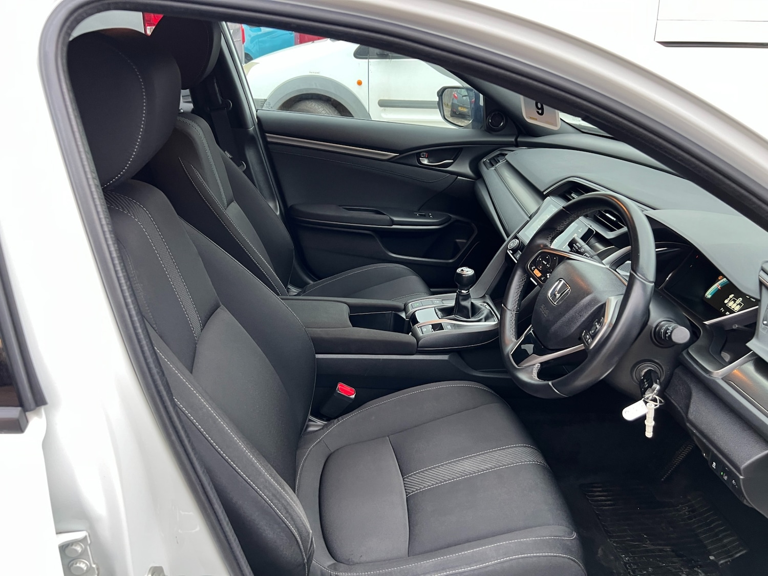 Used Honda Civic 2017 for sale - 77207117: Photo 30