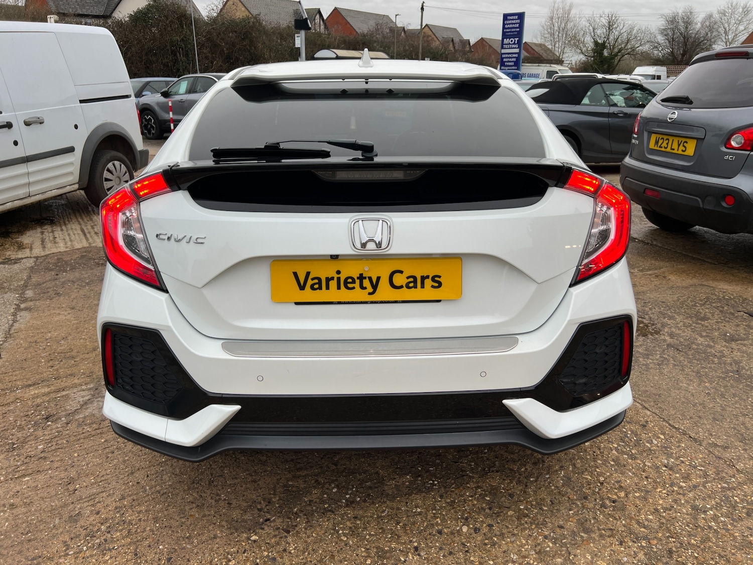 Used Honda Civic 2017 for sale - 77207117: Photo 8