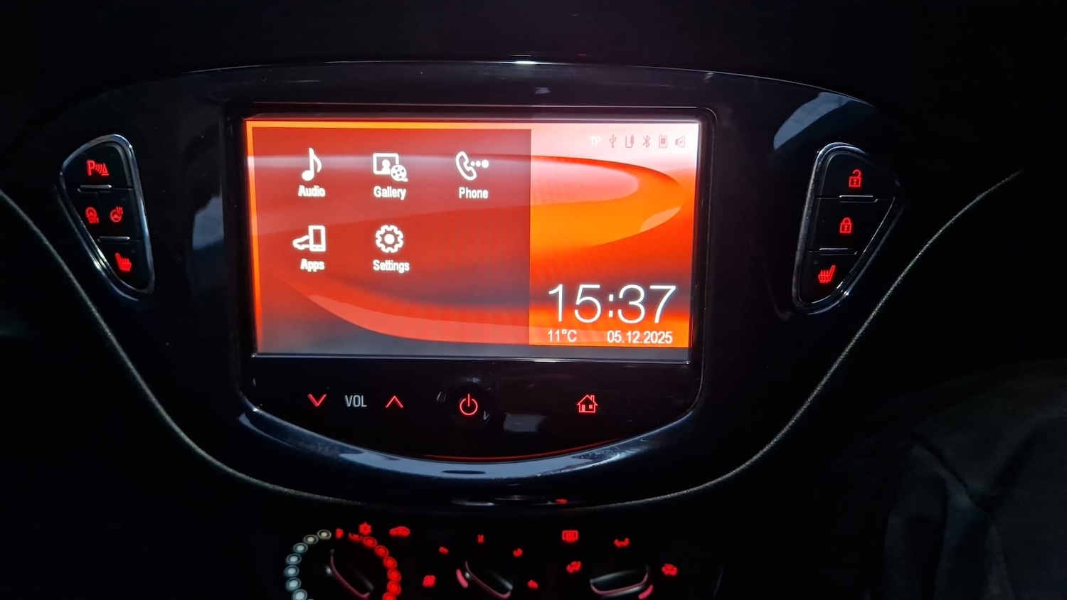 Used Vauxhall Corsa 2015 for sale - 76835009: Photo 18