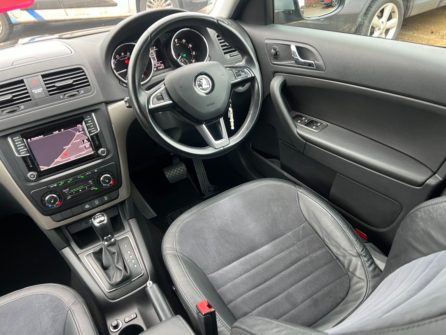 Used Skoda Yeti 2015 for sale - 77247659: Photo 13