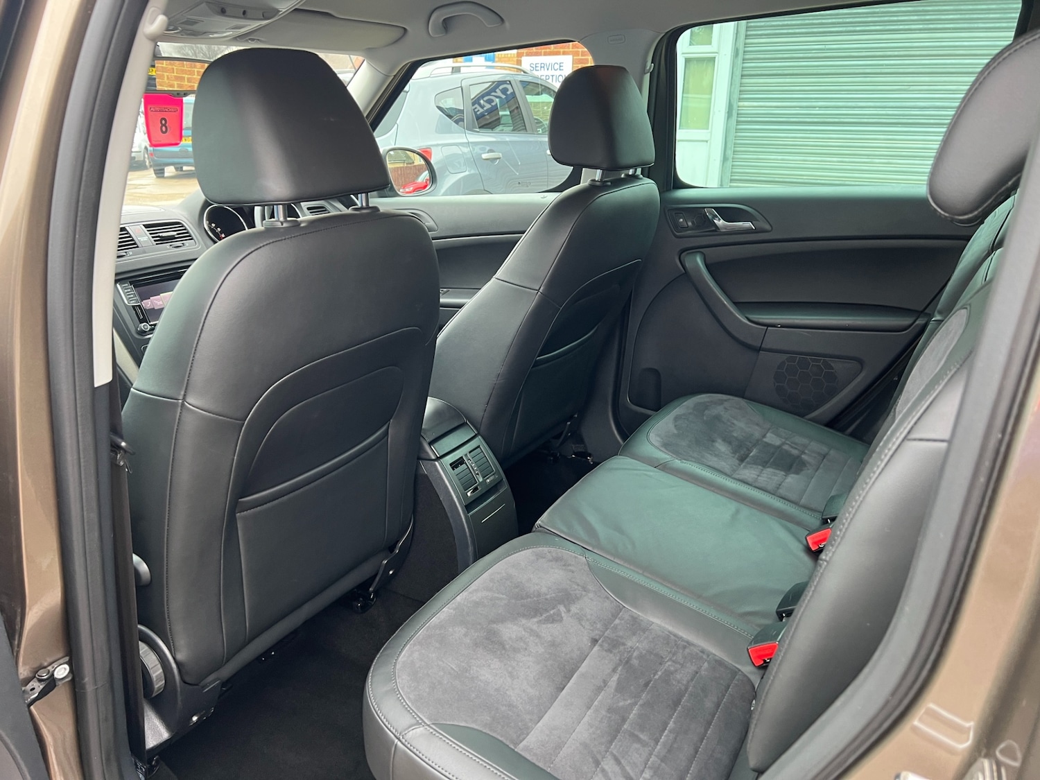 Used Skoda Yeti 2015 for sale - 77247659: Photo 37