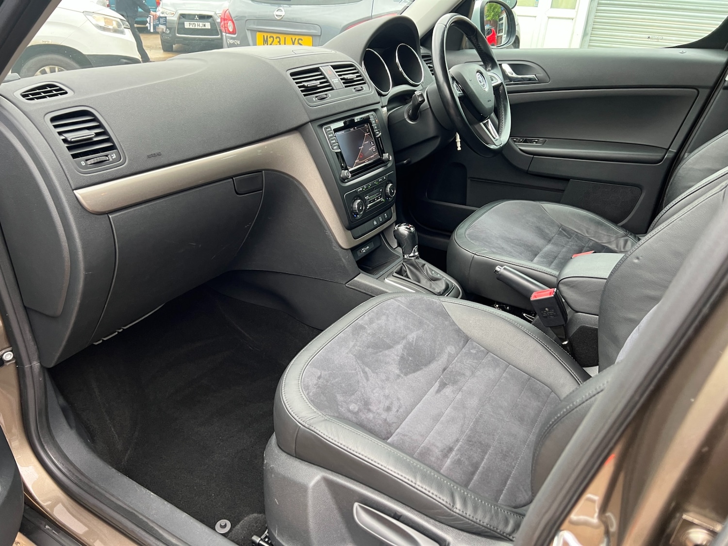 Used Skoda Yeti 2015 for sale - 77247659: Photo 9