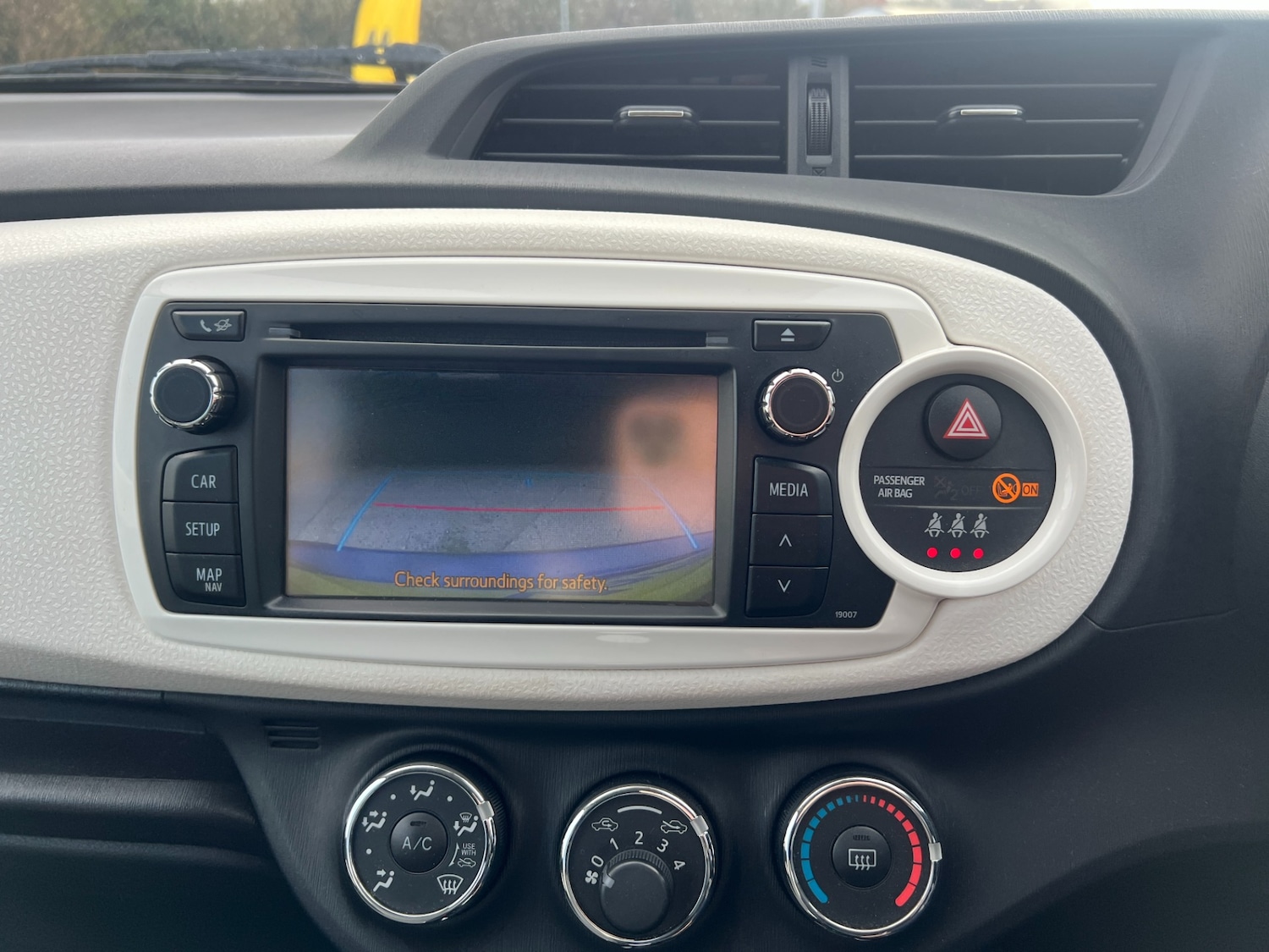 Used Toyota Yaris 2013 for sale - 77763167: Photo 19