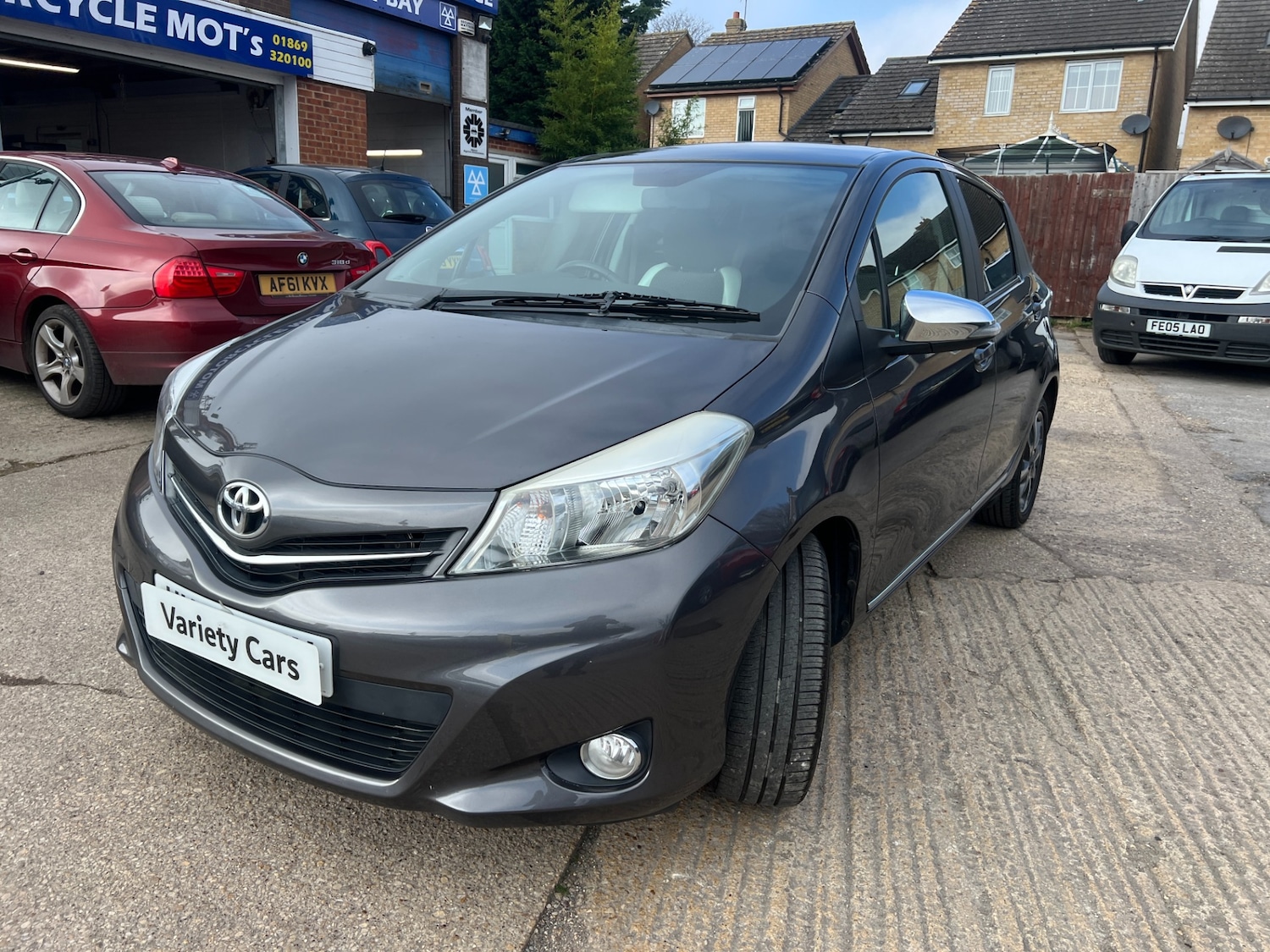 Used Toyota Yaris 2013 for sale - 77763167: Photo 3