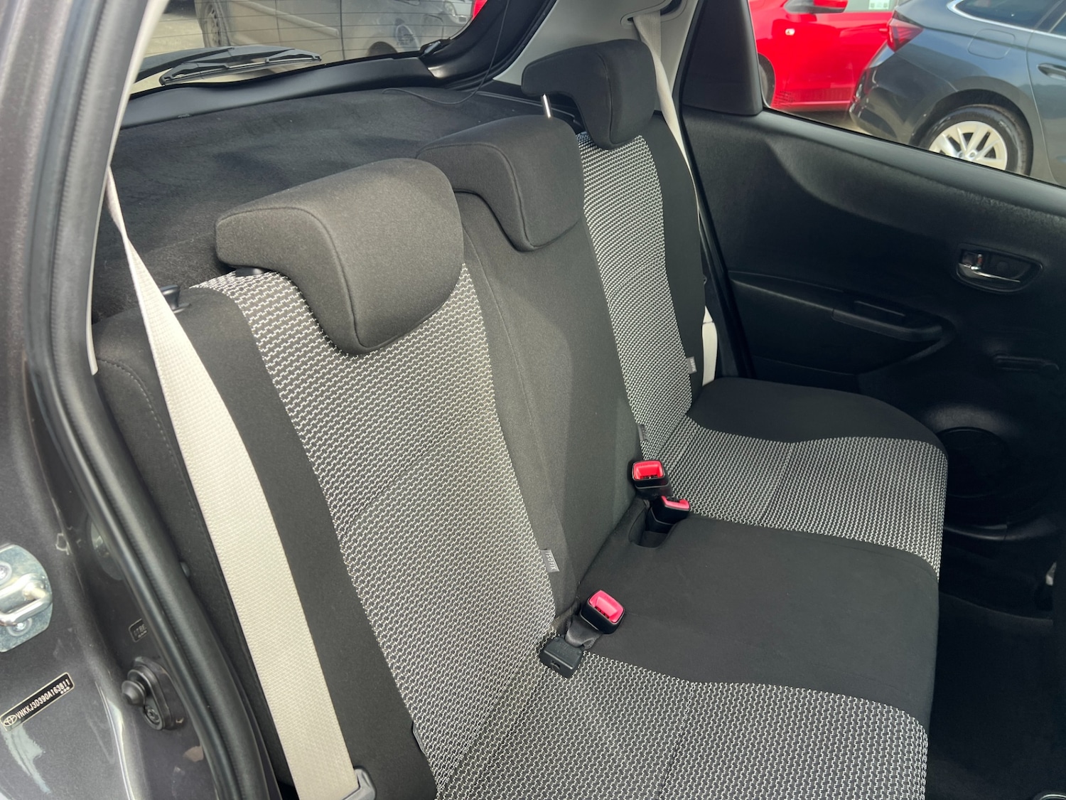 Used Toyota Yaris 2013 for sale - 77763167: Photo 34