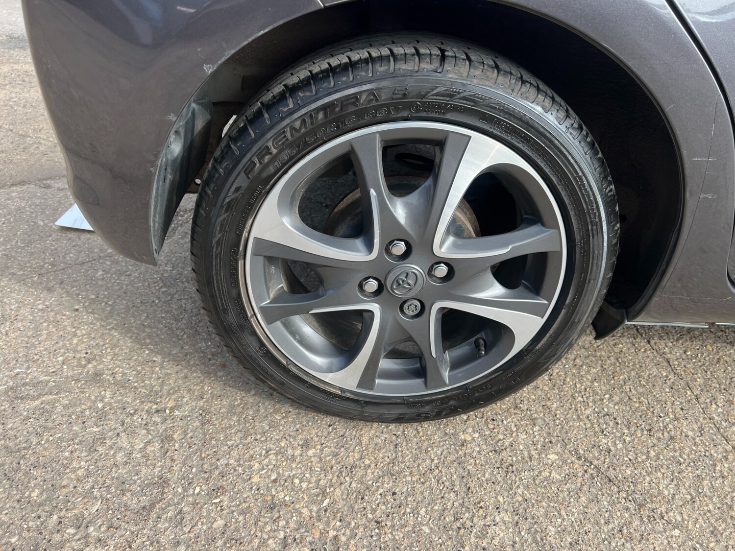 Used Toyota Yaris 2013 for sale - 77763167: Photo 40