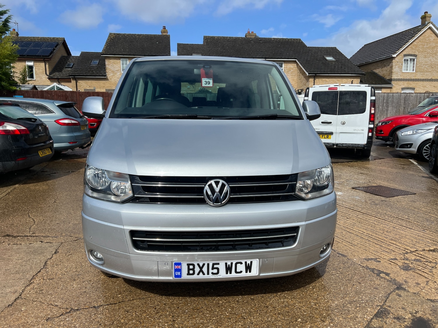 Used Volkswagen Caravelle 2015 for sale - 77055695: Photo 2