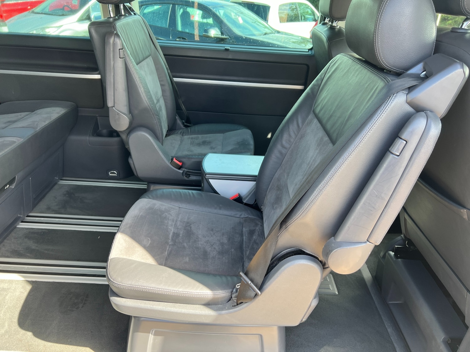 Used Volkswagen Caravelle 2015 for sale - 77055695: Photo 43