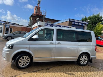 Used Volkswagen Caravelle 2015 for sale - 77055695: Photo