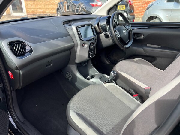Used Toyota AYGO 2021 for sale - 75639786: Photo 11