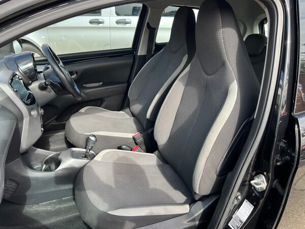 Used Toyota AYGO 2021 for sale - 75639786: Photo 13