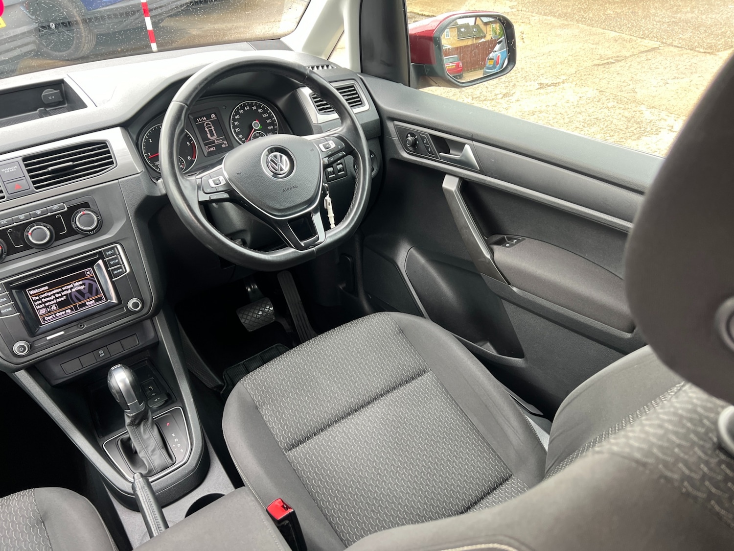 Used Volkswagen Caddy Maxi Life 2020 for sale - 77283529: Photo 15