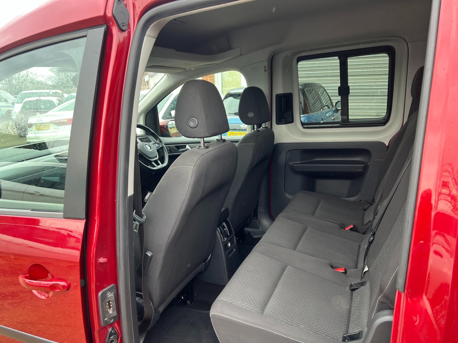 Used Volkswagen Caddy Maxi Life 2020 for sale - 77283529: Photo 39