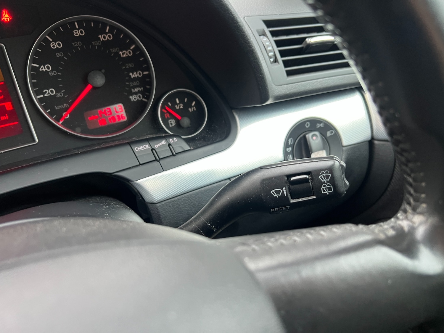 Used Audi A4 2006 for sale - 76738617: Photo 21