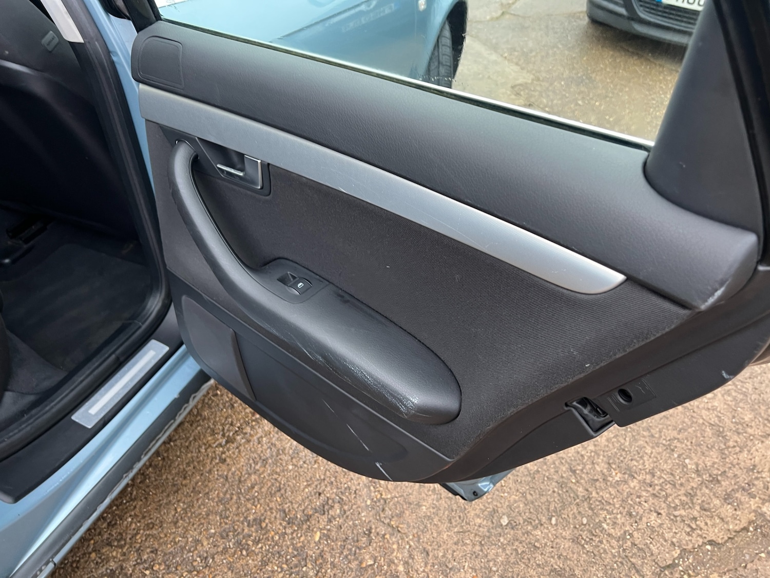 Used Audi A4 2006 for sale - 76738617: Photo 33