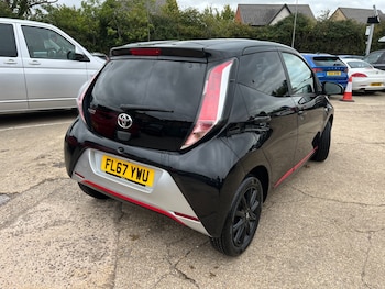 Used Toyota AYGO 2017 for sale - 76008401: Photo