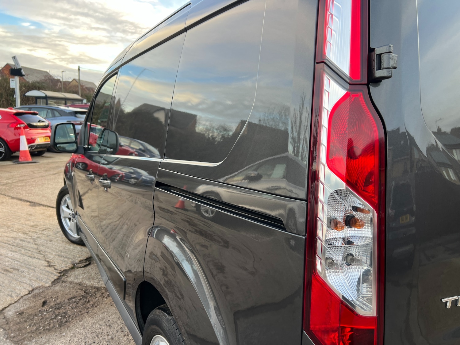 Used Ford Transit Connect 2015 for sale - 76709917: Photo 10