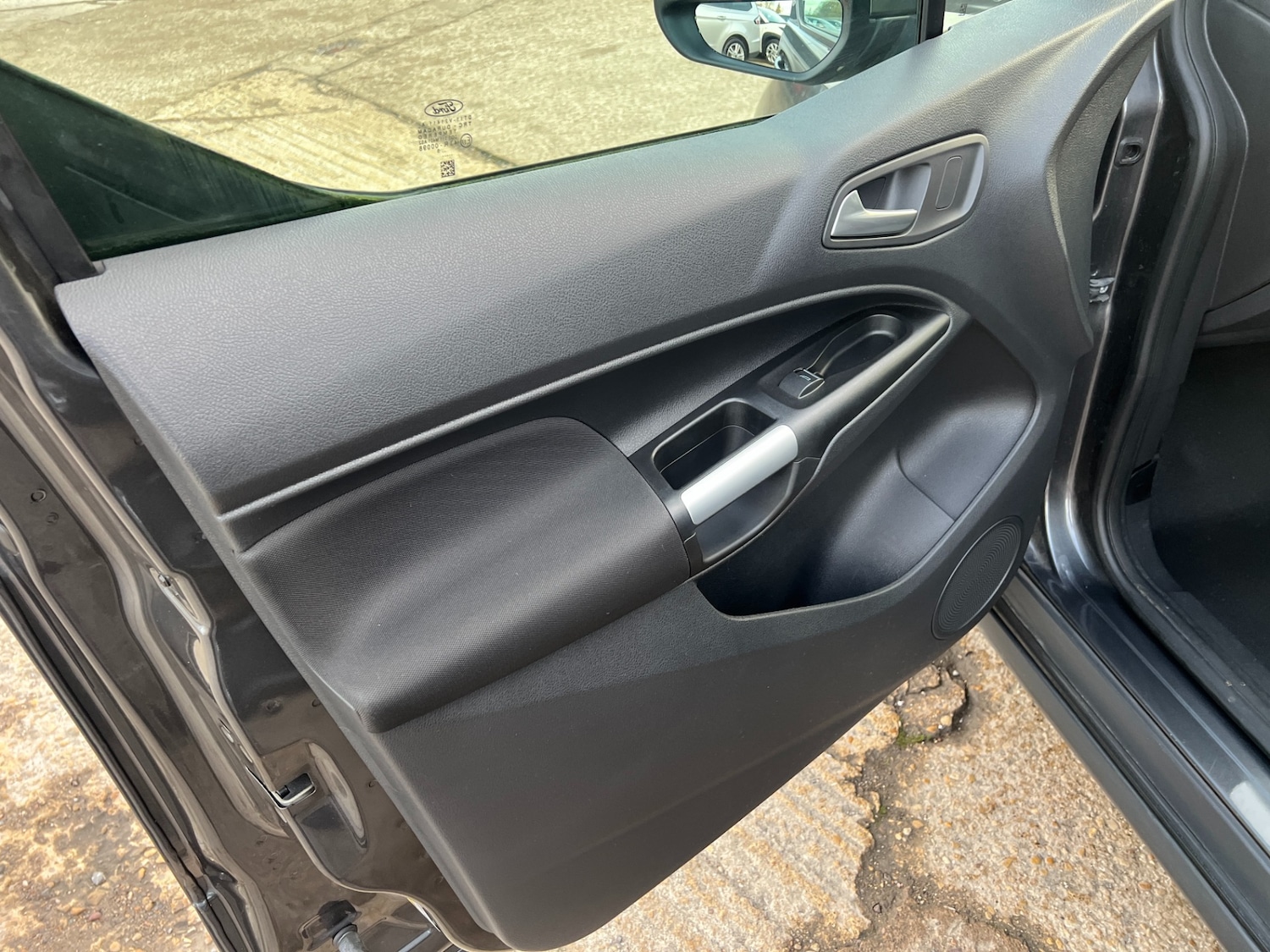 Used Ford Transit Connect 2015 for sale - 76709917: Photo 22