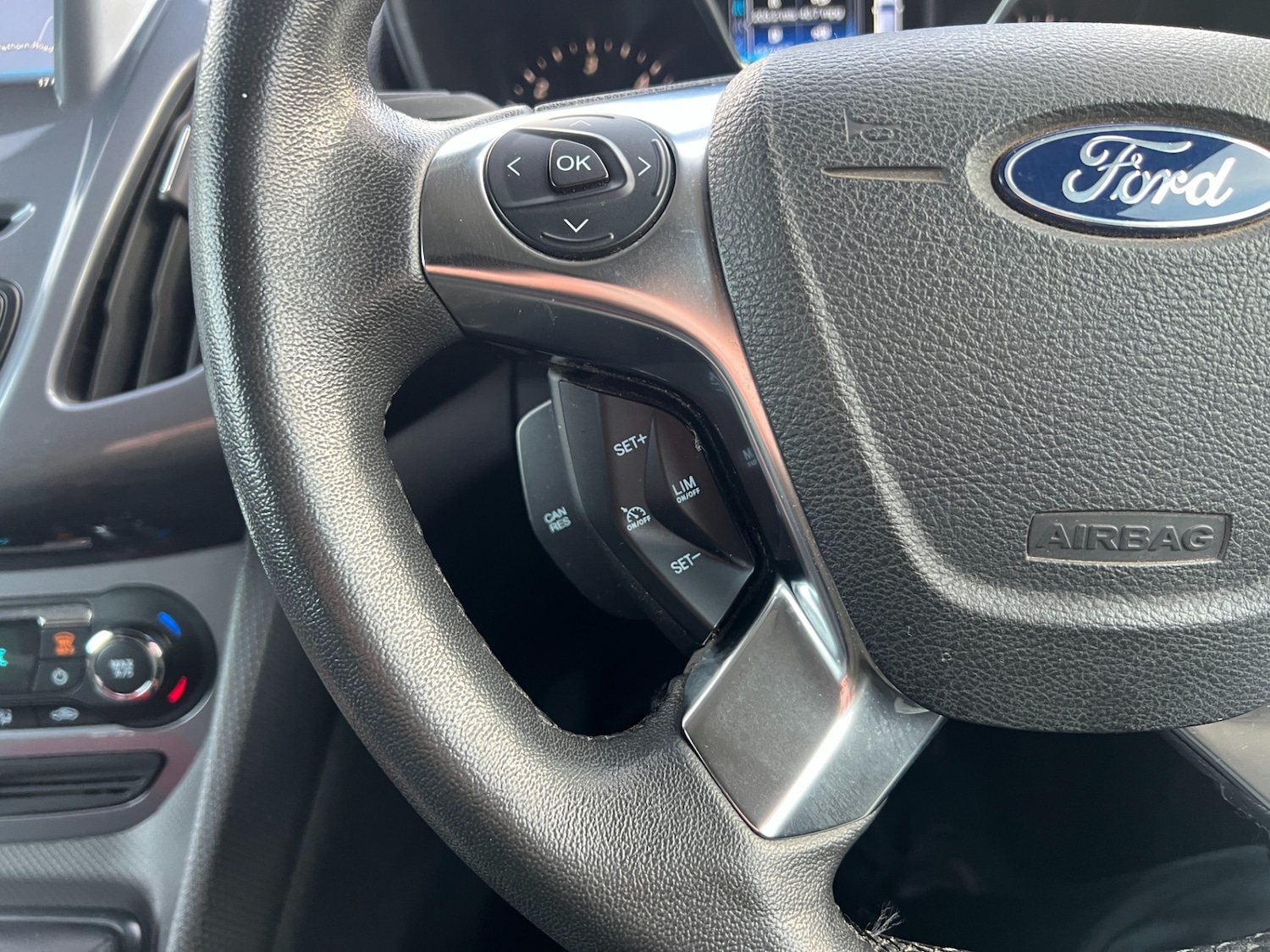 Used Ford Transit Connect 2015 for sale - 76709917: Photo 40